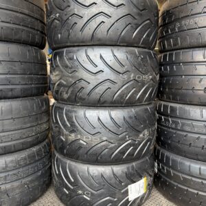 Dunlop Direzza 03G 265 35 18 / 295 30 18 set